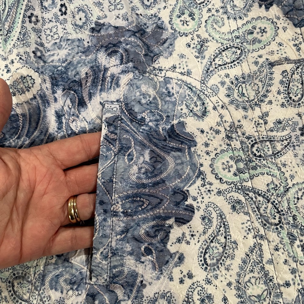 Jacket - Picture 4 of 5